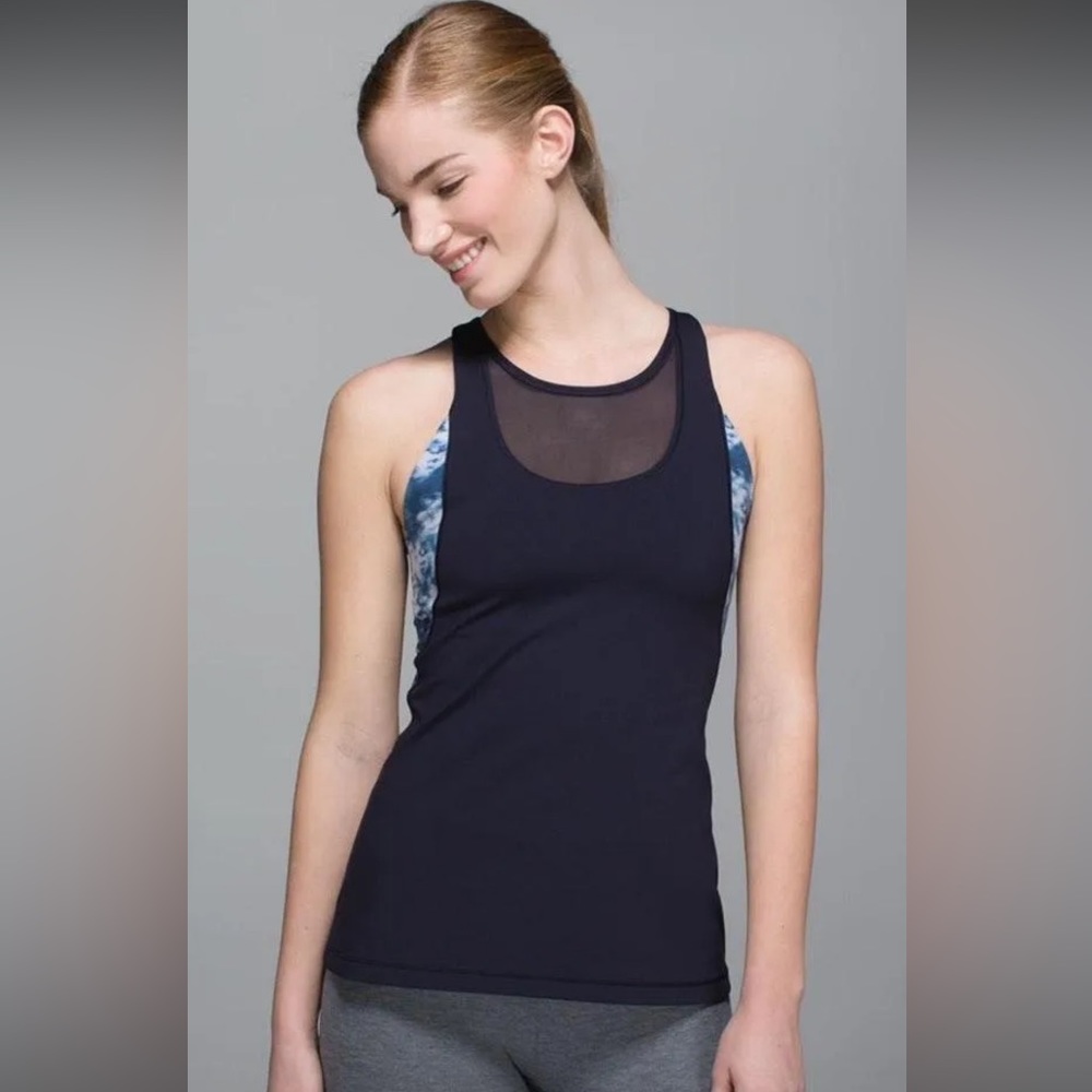Lululemon navy blue mesh with me tank in sea side silver size 10